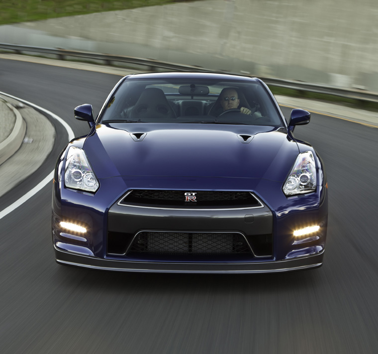 2011 Nissan GT-R Picture